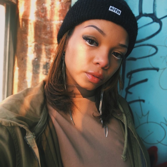 Meet your Posher, Ashleigh - Picture 3 of 3